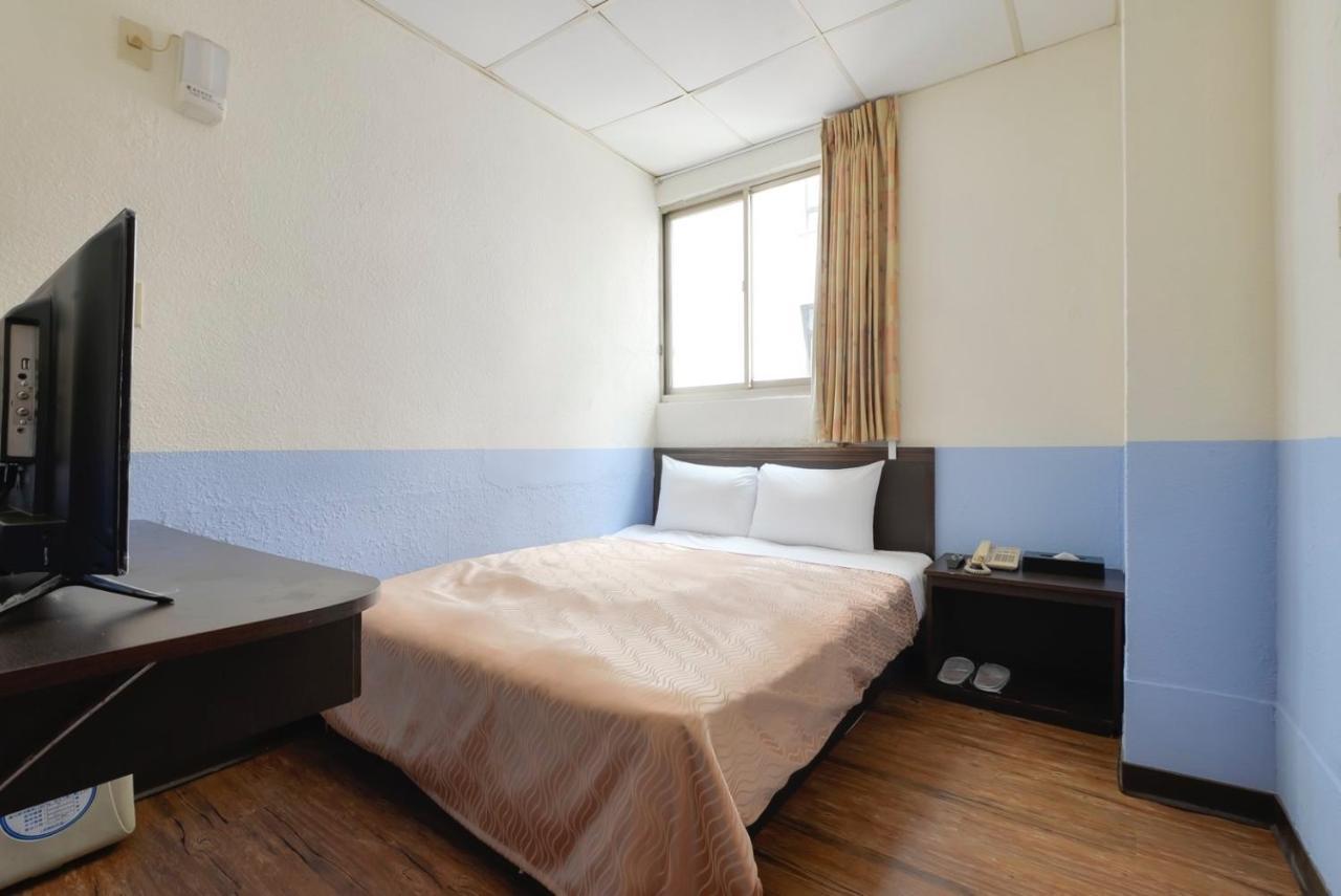 Blue Ocean Hotel Kaohsiung Dış mekan fotoğraf