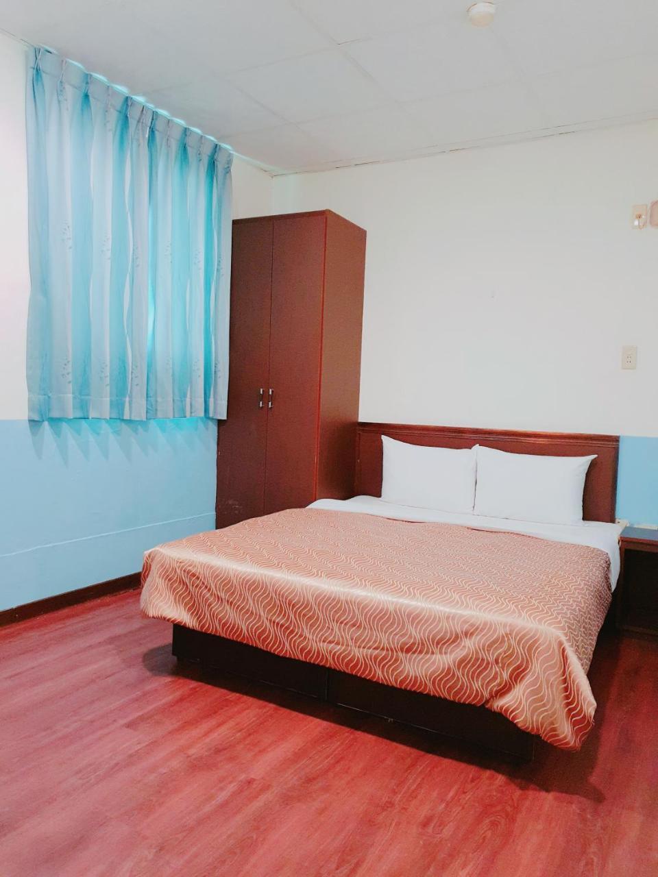 Blue Ocean Hotel Kaohsiung Dış mekan fotoğraf
